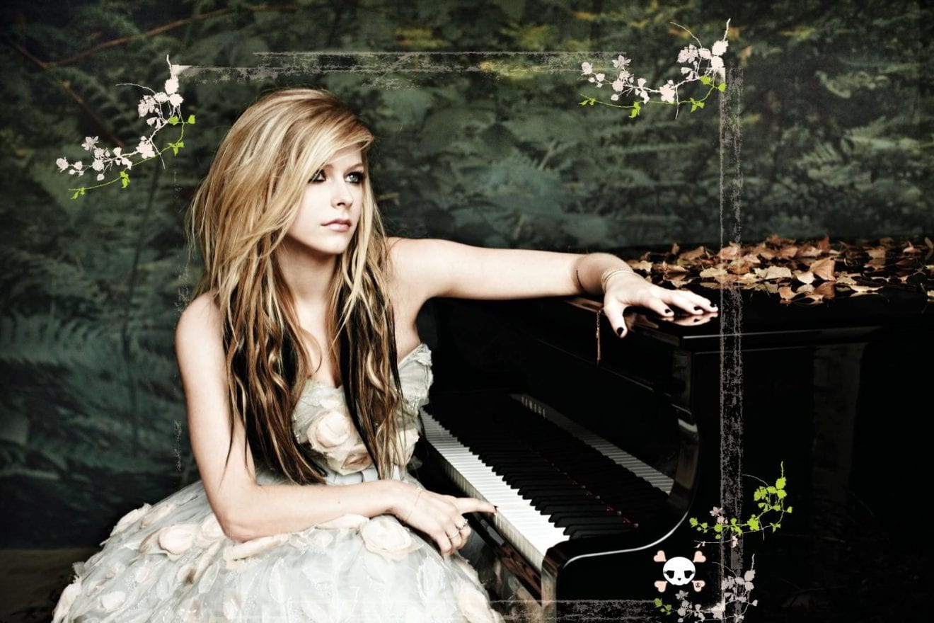 Avril Lavigne Gone